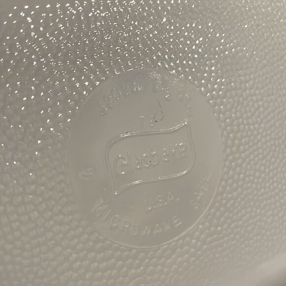 ✨HOST PICK ✨Vintage Glasbake Floral Motif 12” long 7” wide 2” tall casserole - Picture 4 of 5